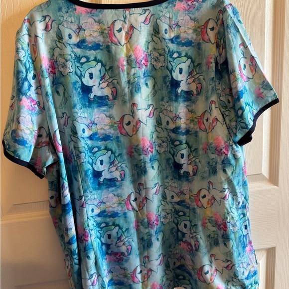 Tokidoki Watercolor Unicorno Print Scrub Top size 2X - Picture 4 of 9